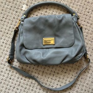 Marc Jacobs Classic Q Lil Ukita Crossbody Bag grey gold hardware